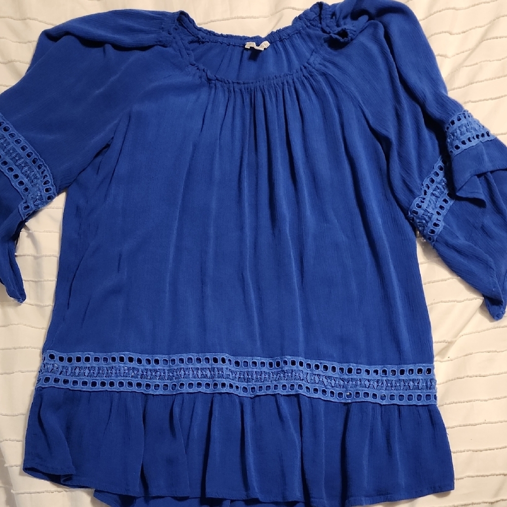 Women's Vintage Pheasant Blue Blouse with Lace Detail